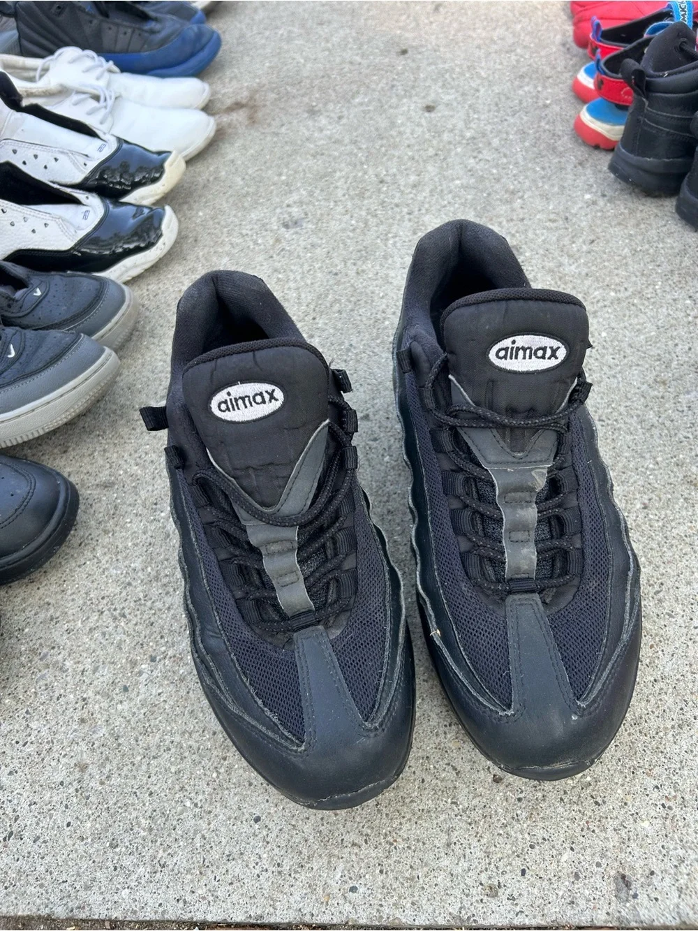 Airmax Boys Nike Black Athletic Sneakers